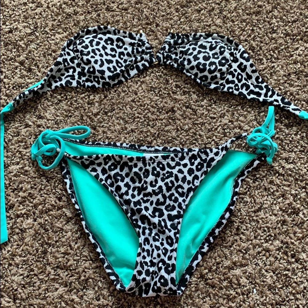Swim suit